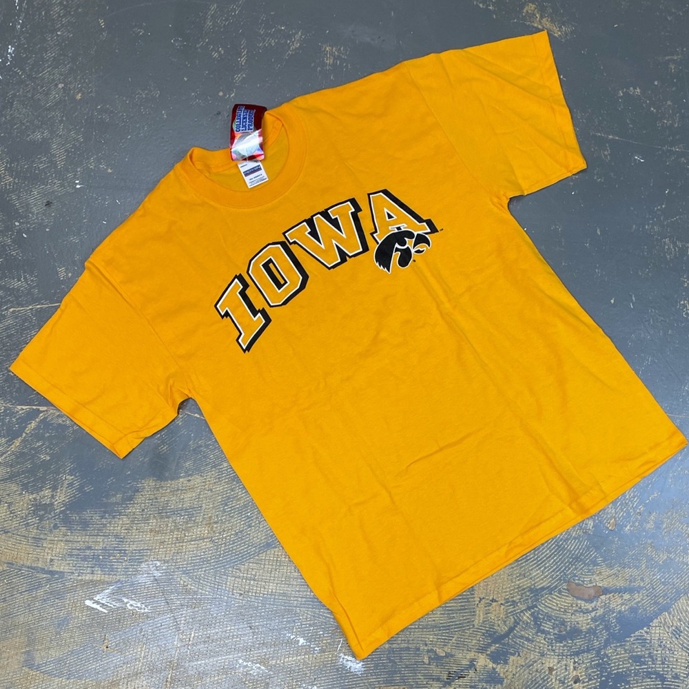Iowa Hawkeyes Shirt Retro University Large Yellow Black NCAA
